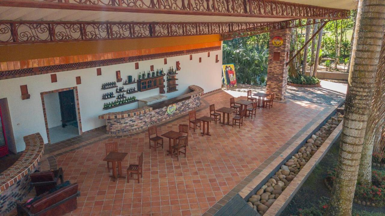 Hotel Hacienda Gualanday Apiay Exterior foto